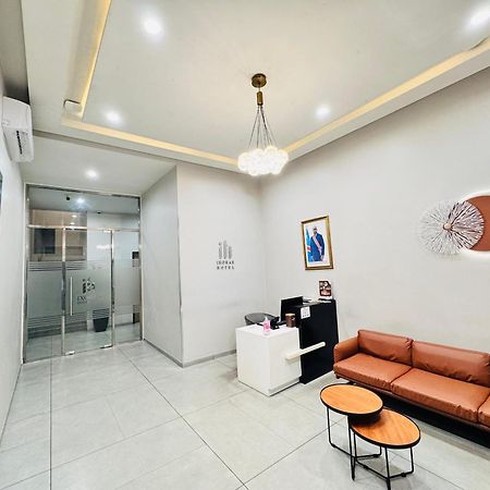Ixoras Hotel Lemba Kinshasa Esterno foto